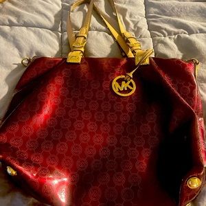 Gently used Micheal Kors very nice bag